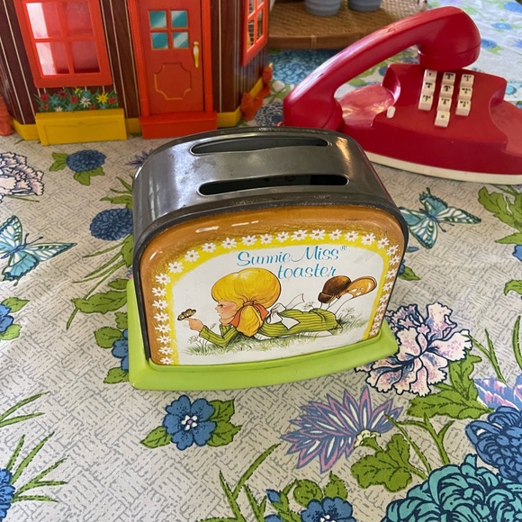 Vintage Sunnie Miss Toaster toy - Picture 4 of 6
